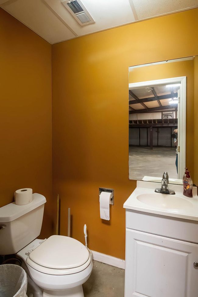913 Freeman Ave, House other with 2 bedrooms, 3 bathrooms and 3 parking in Bridgeport AL | Image 52
