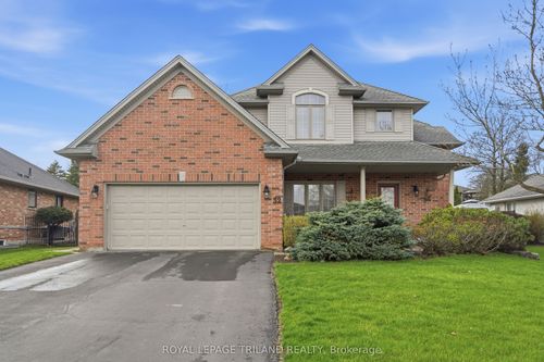 32 Wingreen Lane, Komoka, ON, N0L1R0 | Card Image