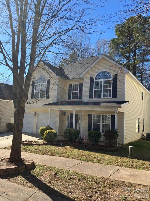 19113 Kanawha Dr, Cornelius, NC, 28031-9394 | Card Image