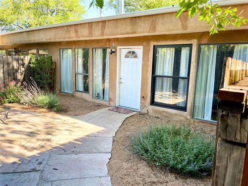 2-232 Irvine St, Santa Fe, NM, 87501-2949 | Card Image