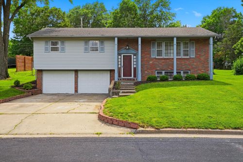 1909 Garden Dr, COLUMBIA, MO, 65202-1248 | Card Image