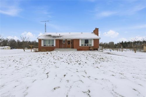 697 Highway 56, Haldimand, ON, N0A1P0 | Card Image