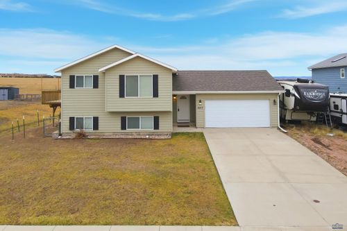 507 Morgen Rd, Box Elder, SD, 57719-4405 | Card Image
