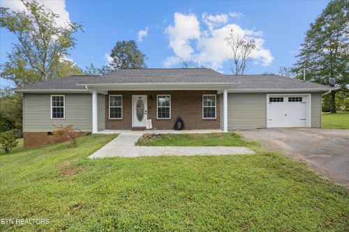 624 Sue Dr, Kodak, TN, 37764-2134 | Card Image
