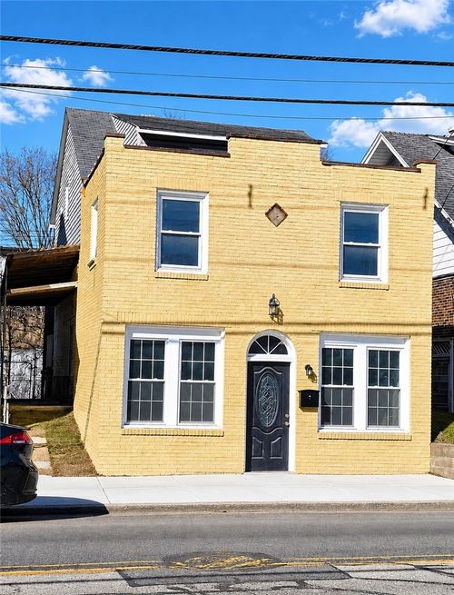 1999 Duss Ave, Ambridge, PA, 15003-1830 | Card Image
