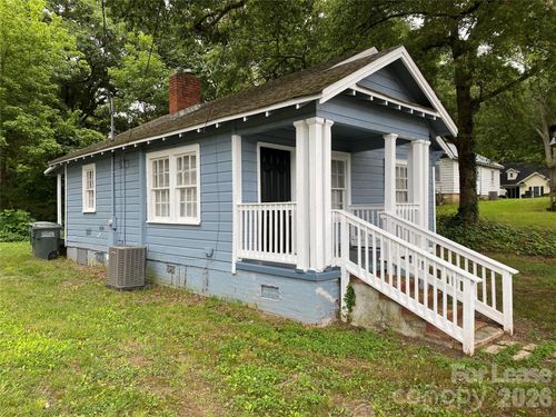 818 Gibbons St, Gastonia, NC, 28052-7523 | Card Image