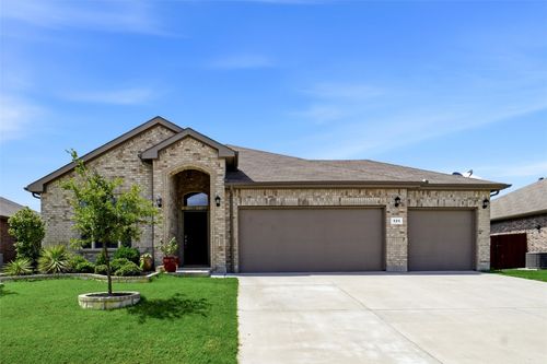 525 Lindisfarne Ln, Saginaw, TX, 76131-1602 | Card Image