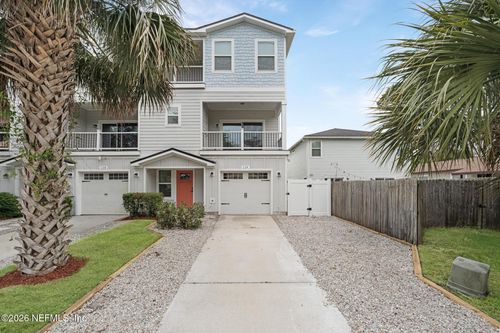 124 10th St S, Jacksonville Beach, FL, 32250-3331 | Card Image
