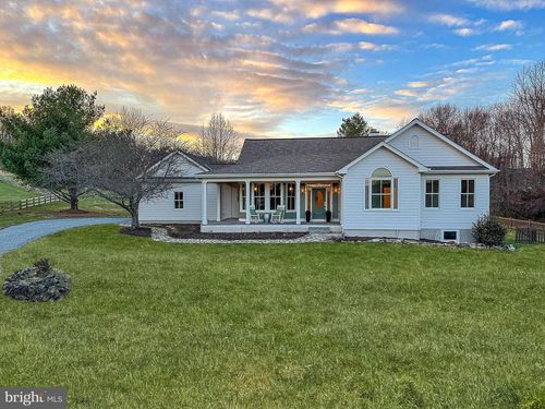 35940 Birch Hollow Ln, HILLSBORO, VA, 20132-2766 | Card Image