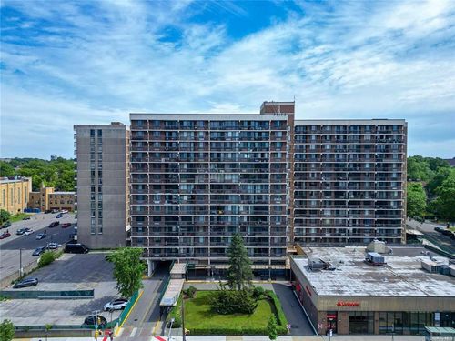 phg-150 Union Tpke, Kew Garden Hl, NY, 11367-3948 | Card Image