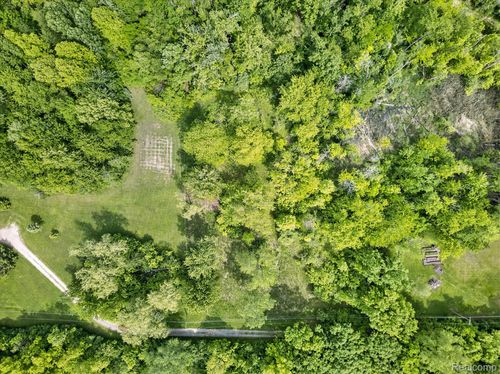 Lot 9 Mile Road, Novi, MI, 48374 | Card Image