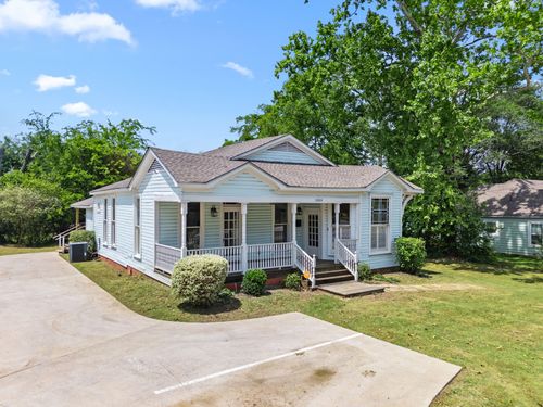 1009 N Pacific St, Mineola, TX, 75773-1837 | Card Image
