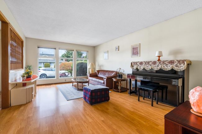 11282 Daniels Road, House other with 3 bedrooms, 2 bathrooms and 3 parking in Richmond BC | Image 8