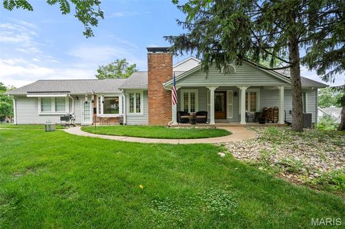 2452 Claymoor Dr, Chesterfield, MO, 63017-7836 | Card Image