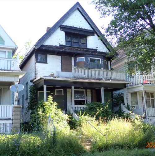 2324 W Clarke St, Milwaukee, WI, 53206 | Card Image