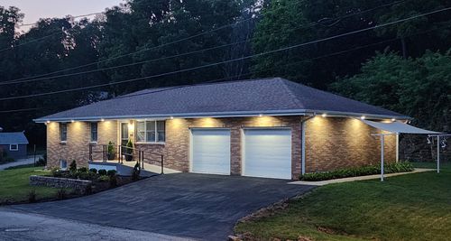 402 Boggess St, Galena, IL, 61036-2453 | Card Image