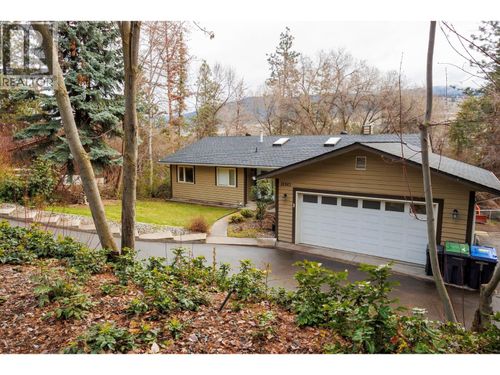 10943 Eva Rd, Lake Country, BC, V4V1H4 | Card Image