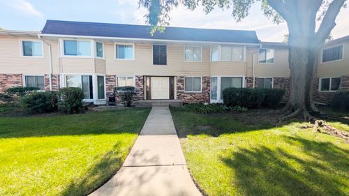 5-3100 Roberts Dr, Woodridge, IL, 60517-1533 | Card Image