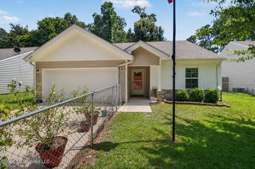 6119 Beach Street, Ocean Springs, MS, 39564 | Card Image