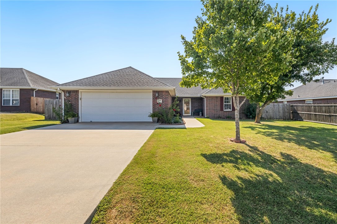 Letitia Ave, Fayetteville, AR 72701