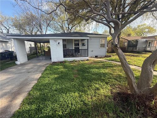 540 Dixie Drive, Norfolk, VA, 23505 | Card Image