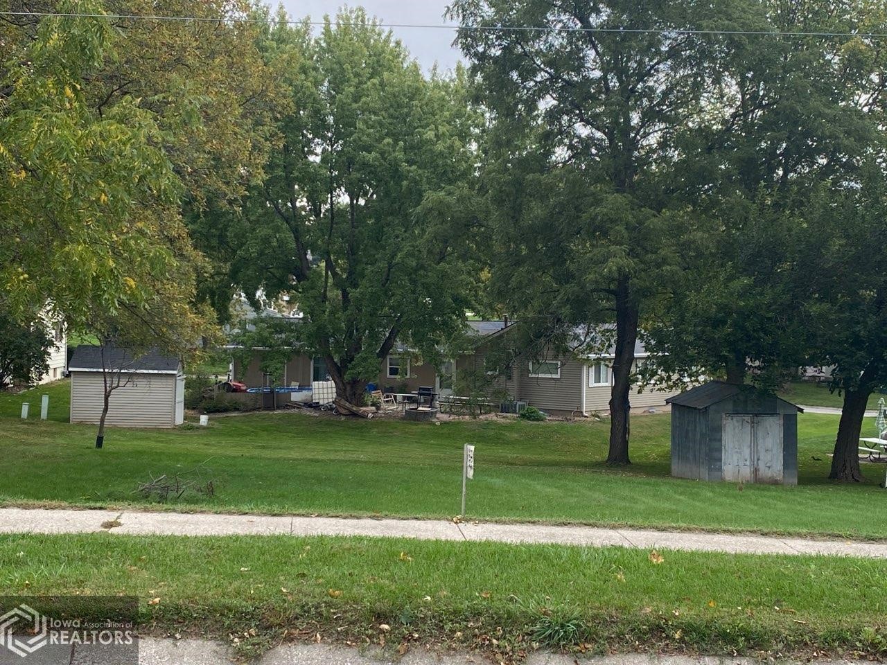 Ridgeway Dr, Denison, IA 51442