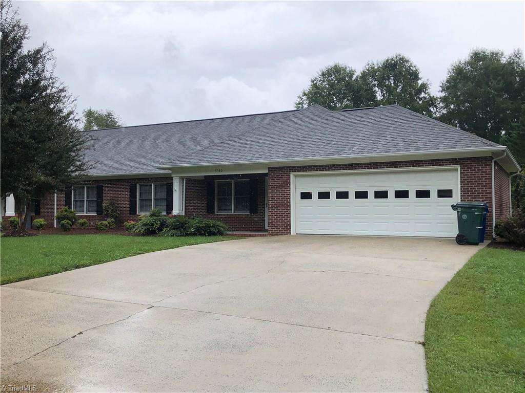 Inglebrook Trl, Mount Airy, NC 27030