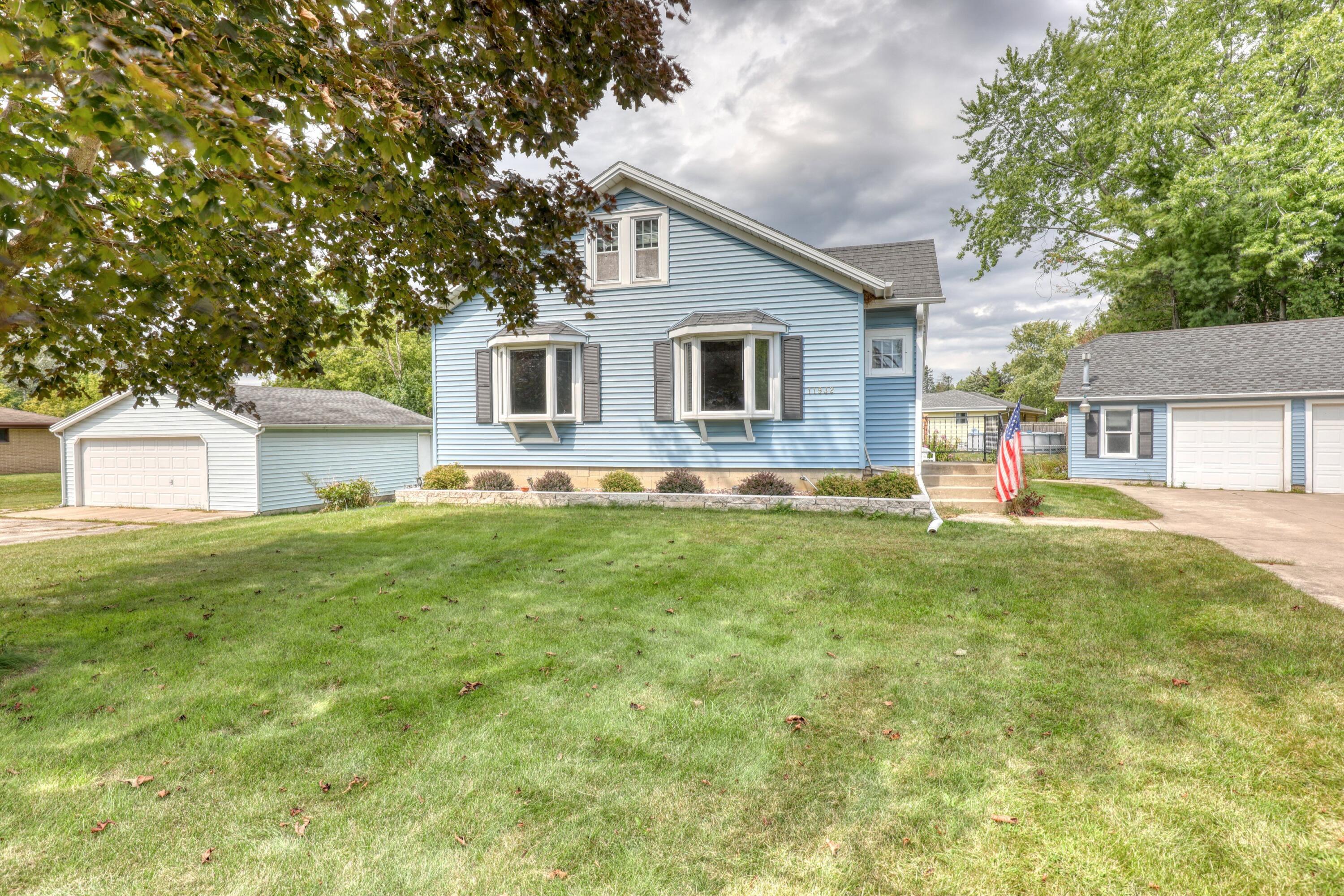 Woods Rd, Franklin, WI 53132