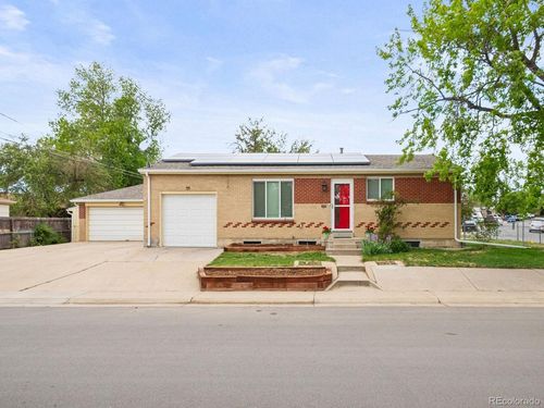 2161 Meadowbrook Dr, Denver, CO, 80221 | Card Image
