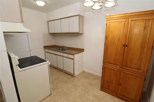 apt-4-1708 N 16th Ave, Hollywood, FL, 33020-2541 | Card Image