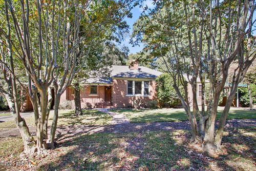 940 Curry Dr, Macon, GA, 31211-1411 | Card Image