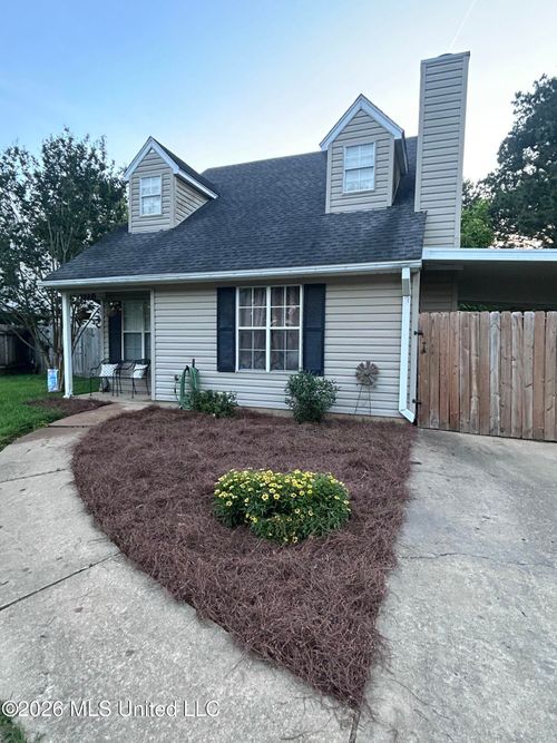 227 Village Cv, Pearl, MS, 39208-8702 | Card Image