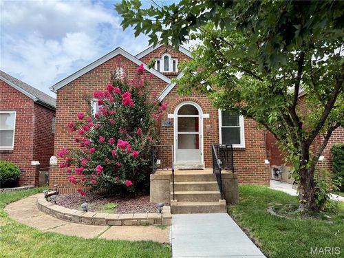 5457 Robert Ave, Saint Louis, MO, 63109-4065 | Card Image