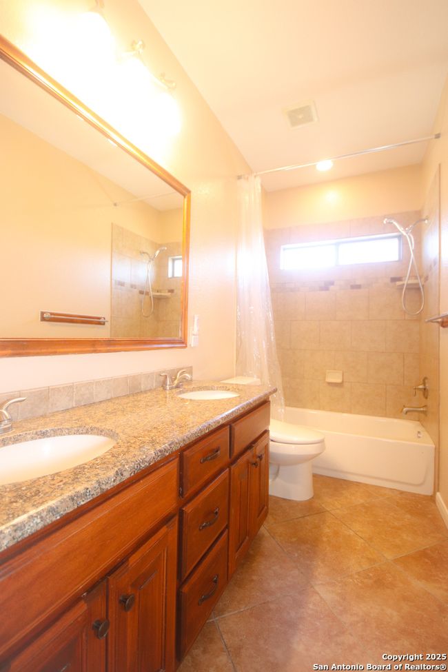 3rd Bathroom | Image 42