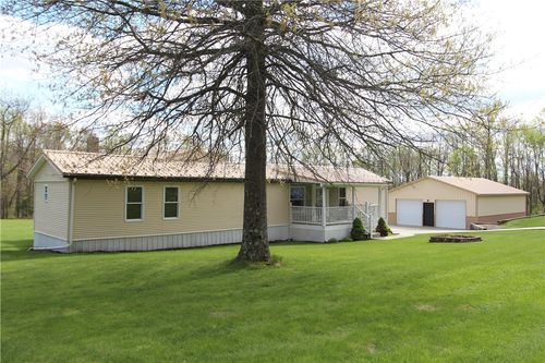 946 State Route 271, Ligonier, PA, 15658-2570 | Card Image