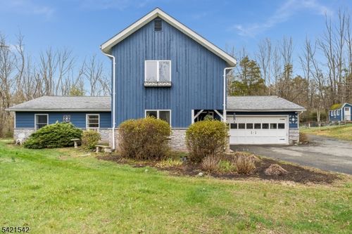 39 Edge Hill Rd, Blairstown, NJ, 07825-9787 | Card Image