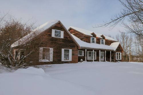 137 China Road, Albion, ME, 04910 | Card Image