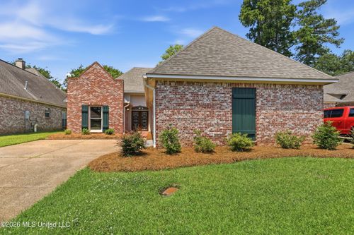 707 Versailles Dr, Ridgeland, MS, 39157-5130 | Card Image