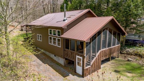 11 Wall St, Bernhards Bay, NY, 13028-3149 | Card Image