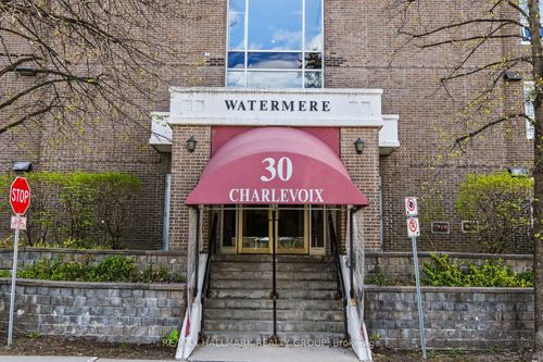103-30 Charlevoix St, Vanier, ON, K1L8K5 | Card Image