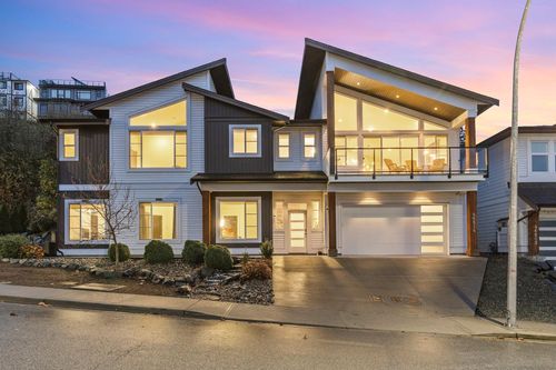 46814 Sylvan Dr, Chilliwack, BC, V2R4E9 | Card Image