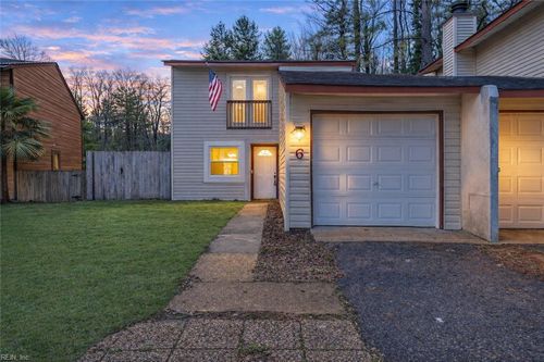 6 Farington Cir, Chesapeake, VA, 23320-2425 | Card Image