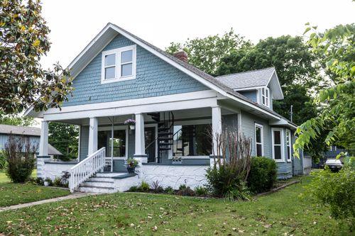 602 S Grand St, Grove, OK, 74344-2835 | Card Image