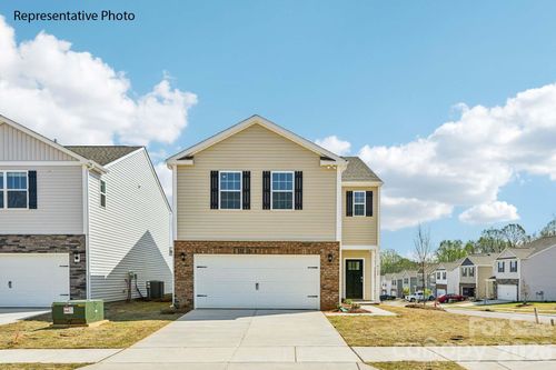 2130 10th Street Se, Hickory, NC, 28601 | Card Image