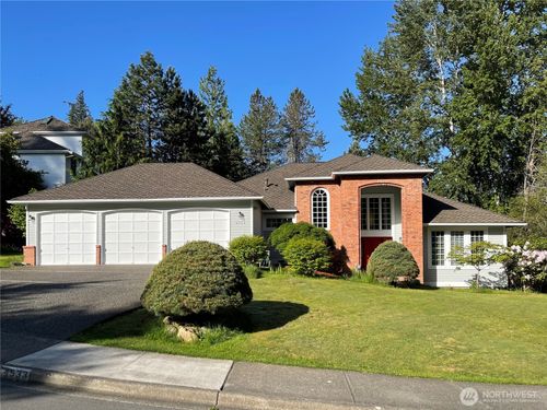 4533 242nd Ave Se, Sammamish, WA, 98029-7530 | Card Image