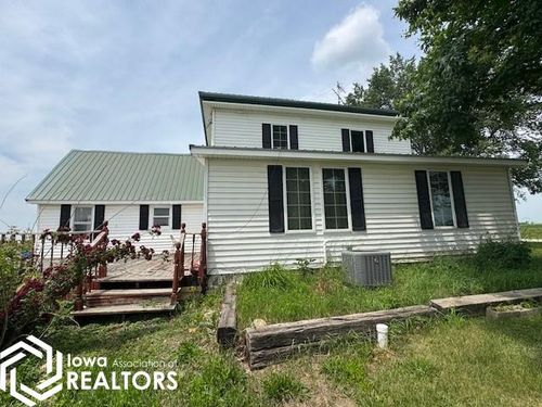 12255 524th St, Seymour, IA, 52590-8015 | Card Image