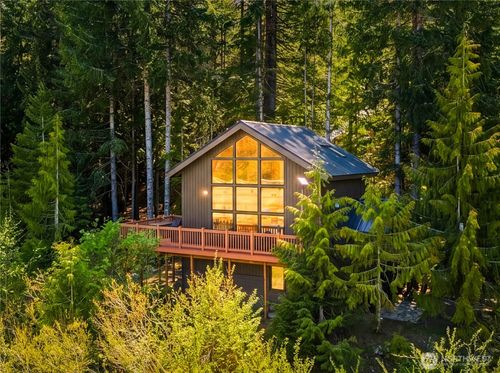 350 Rampart Dr, Snoqualmie Pass, WA, 98068-5096 | Card Image