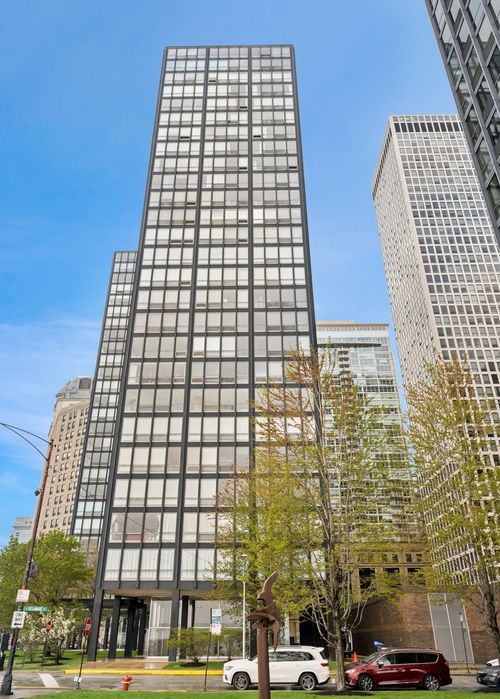 apt-6g-880 N Lake Shore Dr, Chicago, IL, 60611-1704 | Card Image