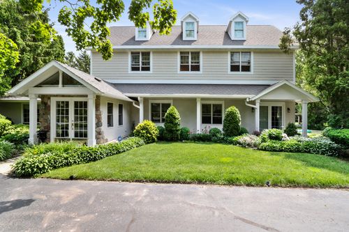 1526 Willow Brook Rd, Lake Geneva, WI, 53147-4003 | Card Image