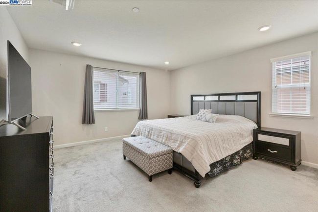 3326 Speros Loop, Home with 4 bedrooms, 3 bathrooms and 2 parking in Hayward CA | Image 15